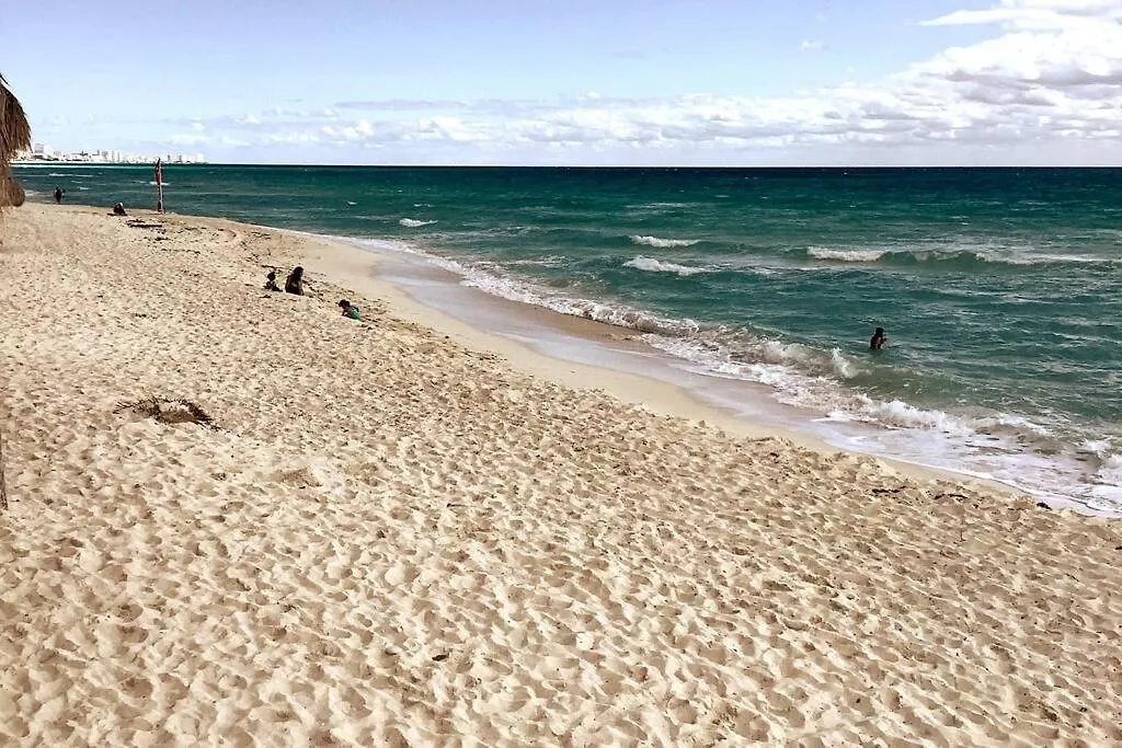 Apartment Oceanview & Beach Access 3805 Cancun