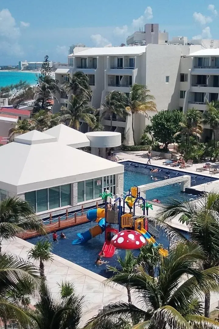 Oceanview & Beach Access 3805 Cancun Mexico